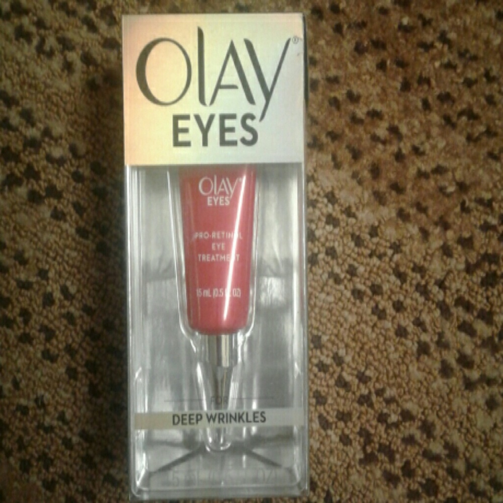 Olay Eyes Pro-Retinol Eye Cream Treatment